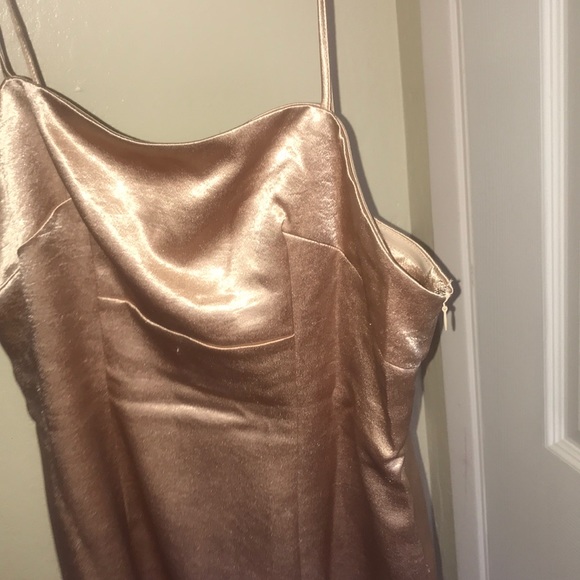 Tight dress - Picture 3 of 3